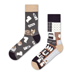Cartoon jacquard mismatched cotton mid-tube socks with grey cat and abstract designs