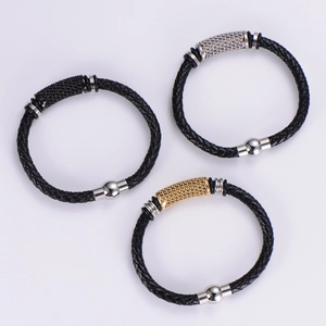 Fashionable braided leather bracelet for men and women with polished metal chain design