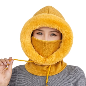 Gembergeel gebreide thermische muts met geïntegreerd masker en nekwarmer voor de winter