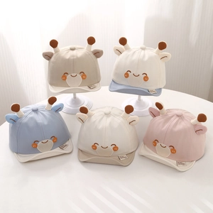 Lot de cinq casquettes de baseball bébé avec bois 3D et broderie sourire mignonne