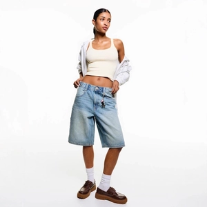 Denim Shorts Hohe Taille Gerade Bein Gewaschen Knielang Baumwolle Retro Streetwear Jorts Mit Stern Accessoire Für Damen