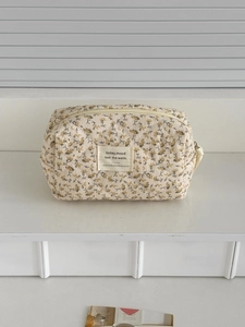 Trousse de maquillage en velours côtelé matelassé avec motif floral vintage