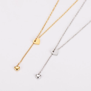 Minimalistische Y-Halskette aus Edelstahl mit Herzanhängern in Gold und Silber
