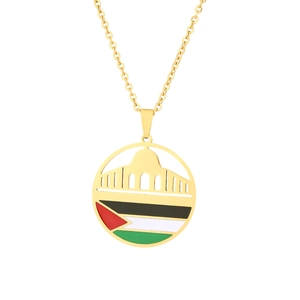 Collier en acier doré avec silhouette Al-Aqsa et pendentif émaillé du drapeau palestinien