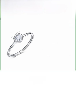 Detail showing 925 sterling silver heart ring with 0.6cm zircon and S925 engraving