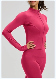 Slim fit rose pink yoga jacket with stand collar and zipper for athletic workout