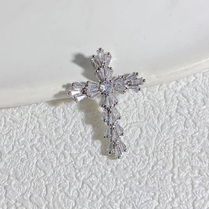 Elegant silver-tone radiant cross pendant with sparkling zircons for jewelry making