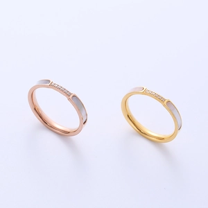 Elegant rose gold and gold shell rings with sparkling crystal pavé inlay for women