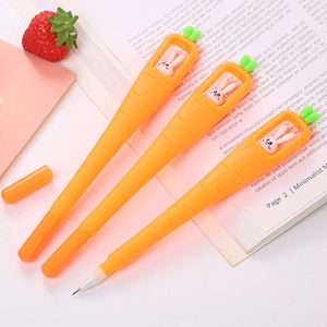 Creative carrot mechanical pencil with cute rabbit decoration and green leaf topper