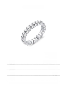 Dettaglio anello in argento sterling S925 con larghezza 4,00 mm e zirconi scintillanti