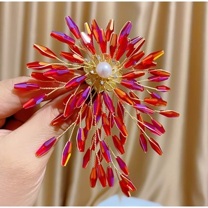 Broche Fleur en Cristal et Künstliche Perle de Luxe Tissée à la Main pour Femme Cuivre Plaqué Or Broche Florale Mariage Bijoux Rétro