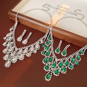 Luxury Teardrop Rhinestone Necklace And Earrings With Silver Earring Post Elegant V-Shape Fringe Banquet For Women
