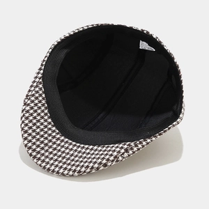 British style houndstooth flat cap for women with warm cotton lining and inner sweatband