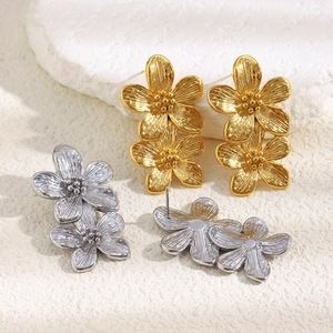 Elegant 18K gold and silver plated stainless steel double flower stud earrings set