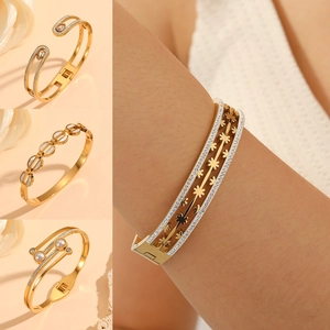 Bracelet Jonc En Acier Inoxydable Pour Femmes Plaqué Or Géométrique Zircone Cubique Nacre Künstliche Perle Chiffres Romains Bijoux