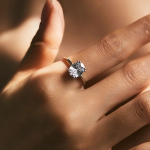Elegant s925 silver ring featuring an oval-cut solitaire stone in a four-prong setting