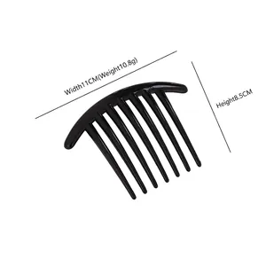 Minimalist black 7-tooth plastic hair side comb for women, size 11cm x 8.5cm, daily use