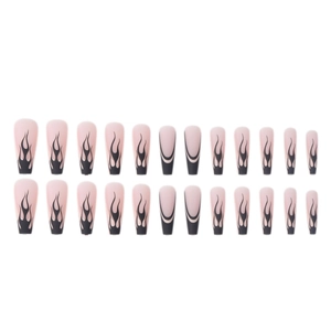 Unghie finte lunghe a ballerina con fiamme nere su base rosa nude opaco, set da 24 pezzi