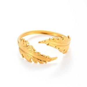 Adjustable golden stainless steel open ring featuring a dual ginkgo leaf feather design