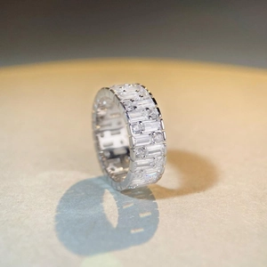 S925 Sterling silver eternity ring with rectangular and round cubic zirconia stones