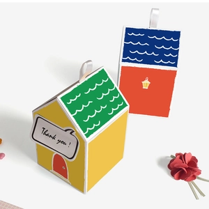 Cute house shaped gift boxes in color-block designs with white silk handles for candy