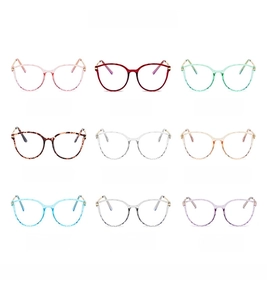 Griglia di montature per occhiali vintage TR90 mostrate in nove diverse opzioni colore