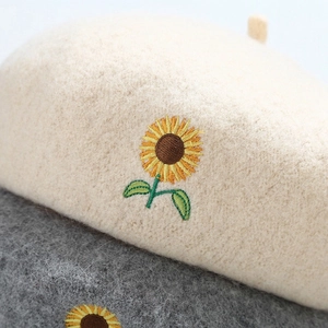 Vintage wool beret with exquisite sunflower embroidery for women in beige and grey