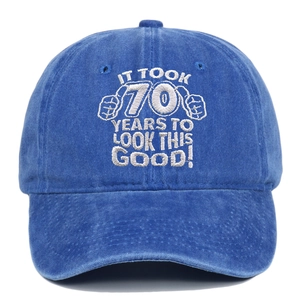 Gorra de algodón azul lavado con bordado del 70 cumpleaños y un estilo vintage