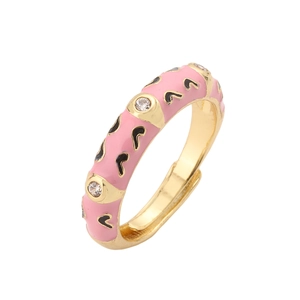 Gold-plated adjustable ring with pink enamel leopard pattern and micro-set cubic zirconia