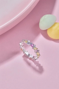 Macro shot of S925 sterling silver ring featuring colorful gemstones and S925 stamp