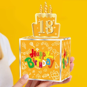 Detalle de la caja de sorpresa de cumpleaños con adorno de pastel para 18 años