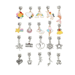 Lot de 20 perles émaillées licorne et arc-en-ciel pour la création de bijoux DIY
