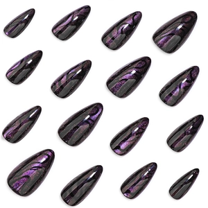 Faux ongles amande œil de chat noir et violet scintillant avec effet marbré