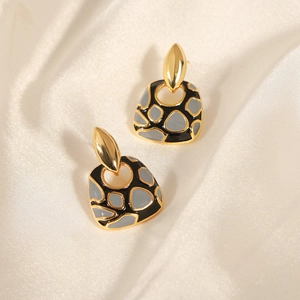 French retro geometric enamel leopard print earrings with gold metal frame