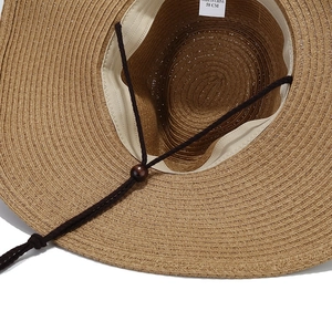 Classic straw hat with inner sweatband and adjustable wind rope in 58 cm size