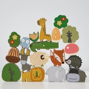 Stacking wooden animal balance toy set with giraffe and elephant blocks for children