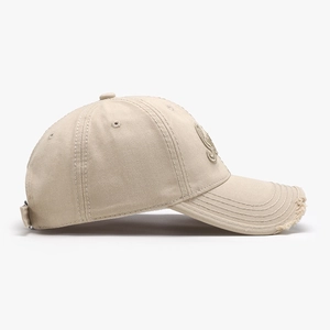 Vintage beige Baseballkappe mit 3D-Stickerei Buchstabe S und Distressed-Details