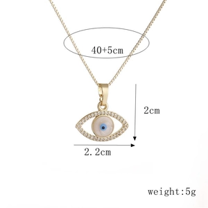 Goldene Evil Eye Halskette mit blauen Steinen und Diamanten inklusive Maße