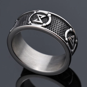 Bague maçonnique en acier inoxydable pour homme avec texture vintage et gravures noires