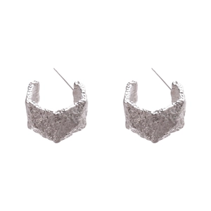 Minimalist silver C-shape pleated hoop earrings with geometric irregular metal texture