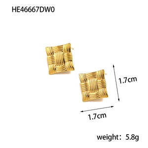 Detail of gold woven texture square stud earrings measuring 1.7cm with 5.8g weight