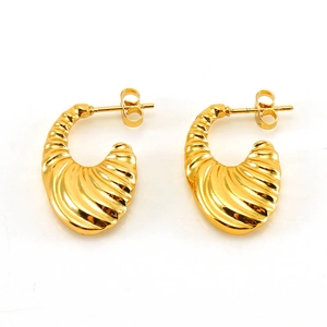 Chic 18K gold plated stainless steel U-shaped hoop earrings with shell-like texture