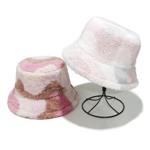 Colorful mixed wave pattern plush bucket hat for women in warm faux lamb wool fabric