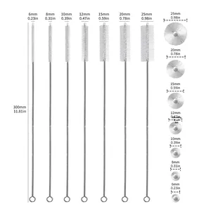 Detailed size chart for 7-piece nylon straw cleaner set showing lengths and tip diameters
