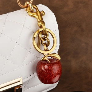 Exquisite Zinc Alloy Apple Shape Keychain With Glitter Fruit Bag Pendant For Women Car Key Ring Fashion Jewelry Gift Accessory