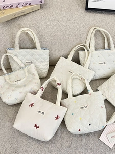 Quilted Embroidered Handbag Bow Flower Heart Pattern Polyester Korean Zakka Style Daily Casual Tote Purse Small Soft