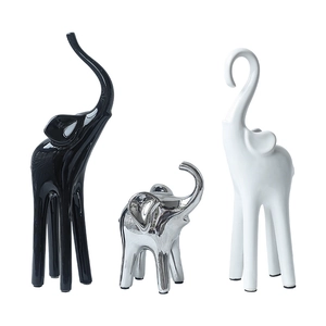 Dreiteiliges Set nordischer Keramik-Elefantenfiguren in Schwarz, Weiß und Silberoptik