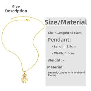Detailed size chart for the gold-plated bear pendant necklace showing chain and pendant dimensions