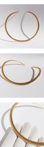 Detailed views of gold snake-textured open collar choker with mesh pattern and minimalist style