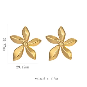 Detail showing 31mm matte gold geometric five-petal flower earrings with size dimensions